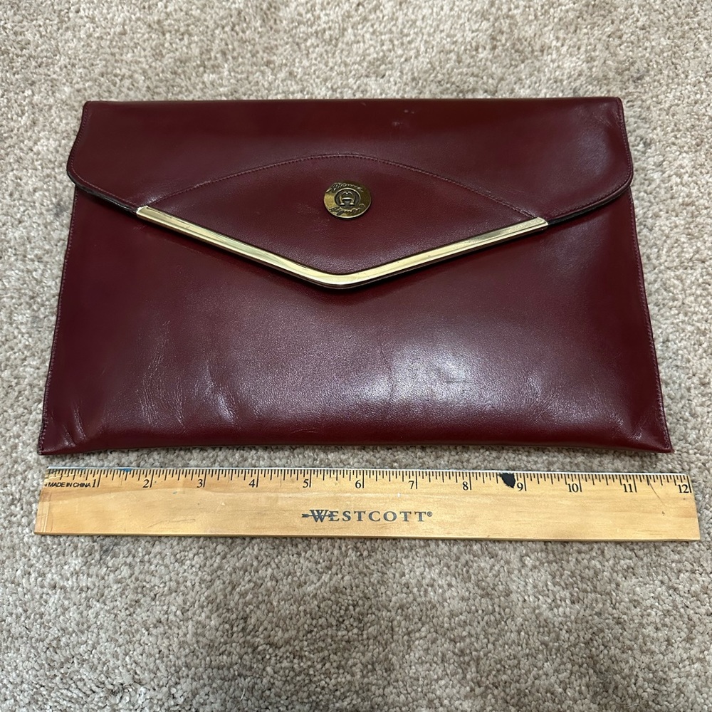 Etienne Aigner clutch